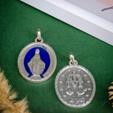 Medaljica Čudotvorna, srebrno-plava s...