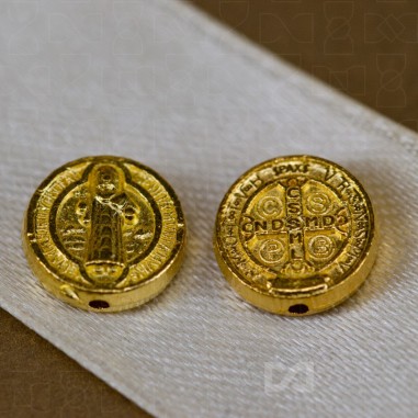 Bobica medaljica Benedikt, zlatna - 5-7