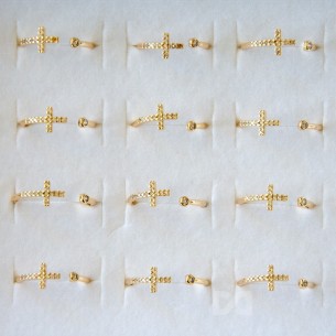 Prsten - križić s cirkonom,... 2