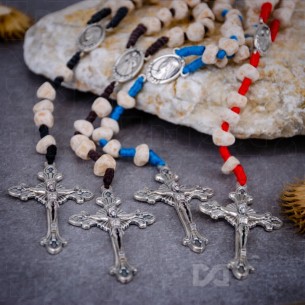 Krunica kamena na špagi -...