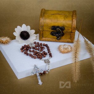 Krunica drvena - Gospa /...