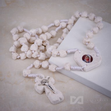 Krunica kamena - zidna Gospa u srcu -...