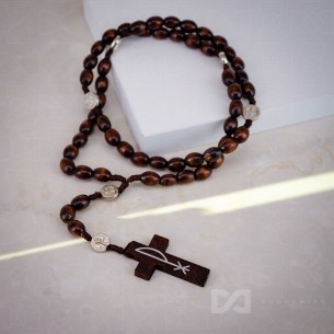 Krunica drvena Gospa na... 2